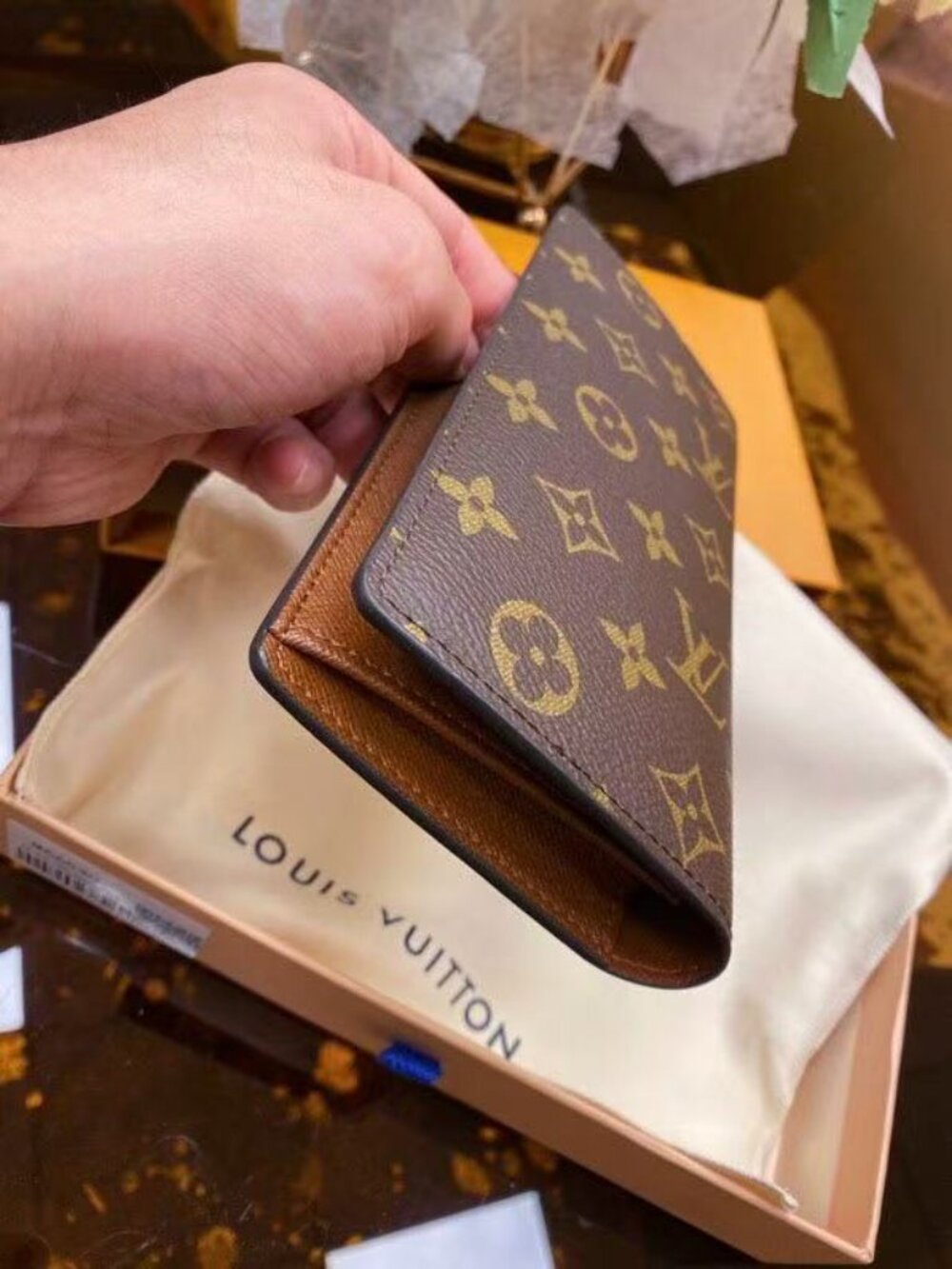Louis Vuitton Wallet - Picture 7 of 8